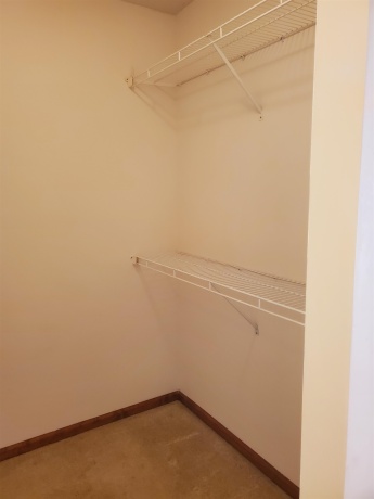 6337 Oak Crest, LOVES PARK, Illinois 61111, 2 Bedrooms Bedrooms, ,2 BathroomsBathrooms,Condominium,For Sale,Oak Crest,202604296