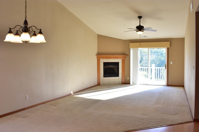 6337 Oak Crest, LOVES PARK, Illinois 61111, 2 Bedrooms Bedrooms, ,2 BathroomsBathrooms,Condominium,For Sale,Oak Crest,202604296