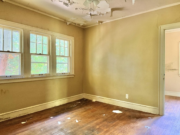1645 7TH, ROCKFORD, Illinois 61104, ,3 - 4 Units,For Sale,7TH,202604299