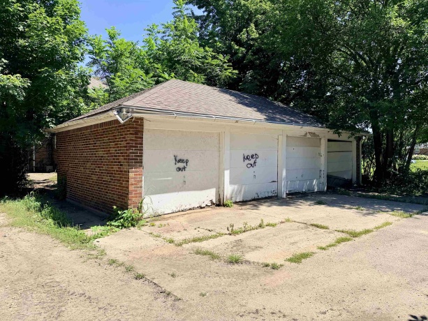 1645 7TH, ROCKFORD, Illinois 61104, ,3 - 4 Units,For Sale,7TH,202604299