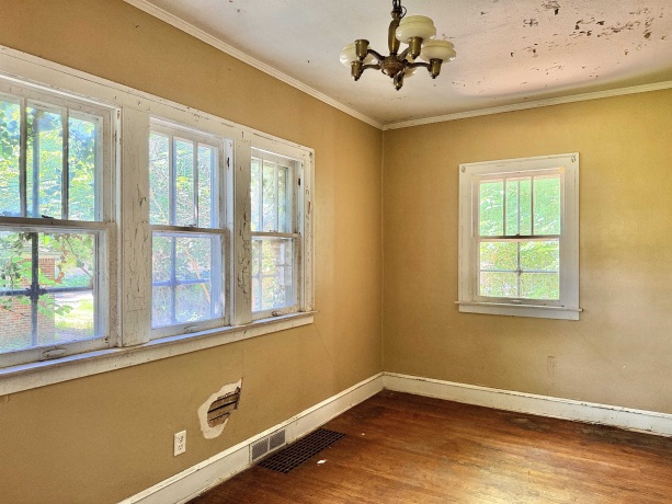 1645 7TH, ROCKFORD, Illinois 61104, ,3 - 4 Units,For Sale,7TH,202604299