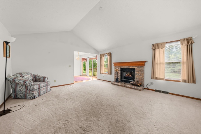 8974 Pecatonica, PECATONICA, Illinois 61063, 3 Bedrooms Bedrooms, ,2 BathroomsBathrooms,House,For Sale,Pecatonica,202604300