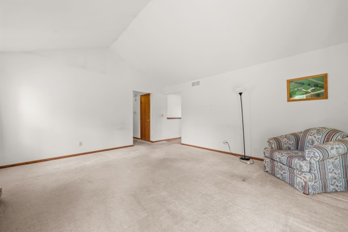 8974 Pecatonica, PECATONICA, Illinois 61063, 3 Bedrooms Bedrooms, ,2 BathroomsBathrooms,House,For Sale,Pecatonica,202604300