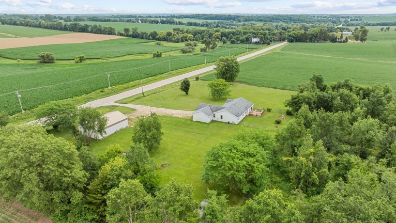 8974 Pecatonica, PECATONICA, Illinois 61063, 3 Bedrooms Bedrooms, ,2 BathroomsBathrooms,House,For Sale,Pecatonica,202604300
