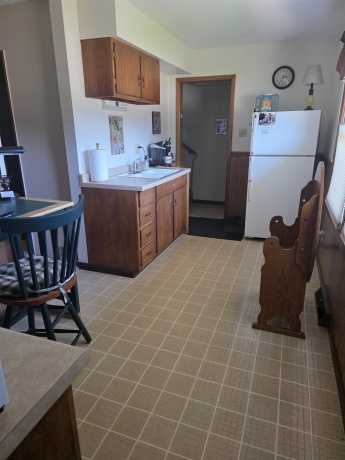 1402 Winter, FREEPORT, Illinois 61032, 3 Bedrooms Bedrooms, ,1 BathroomBathrooms,House,For Sale,Winter,202604302