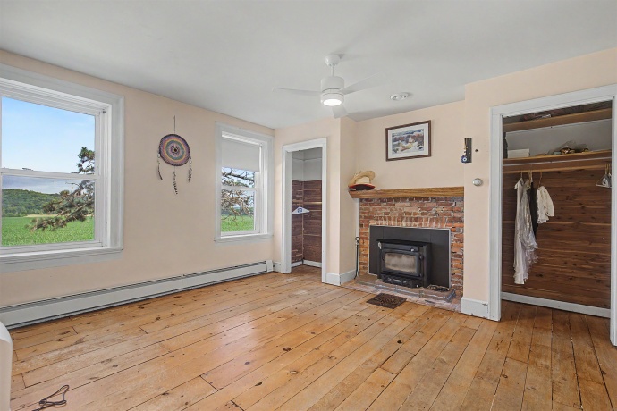 10198 Crazy Hollow, HANOVER, Illinois 61041, 3 Bedrooms Bedrooms, ,2 BathroomsBathrooms,House,For Sale,Crazy Hollow,202604303