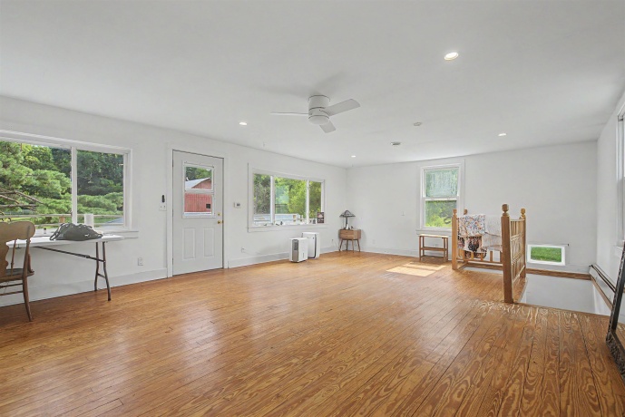 10198 Crazy Hollow, HANOVER, Illinois 61041, 3 Bedrooms Bedrooms, ,2 BathroomsBathrooms,House,For Sale,Crazy Hollow,202604303
