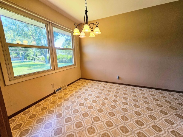 742 Aura, ROCKFORD, Illinois 61108, 3 Bedrooms Bedrooms, ,2 BathroomsBathrooms,House,For Sale,Aura,202604306