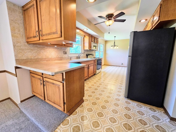742 Aura, ROCKFORD, Illinois 61108, 3 Bedrooms Bedrooms, ,2 BathroomsBathrooms,House,For Sale,Aura,202604306