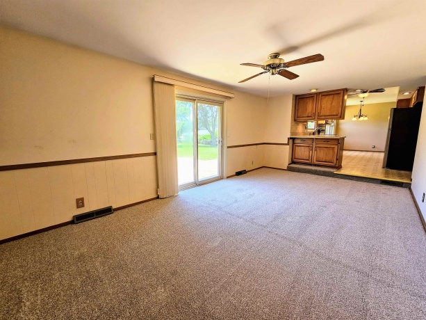 742 Aura, ROCKFORD, Illinois 61108, 3 Bedrooms Bedrooms, ,2 BathroomsBathrooms,House,For Sale,Aura,202604306