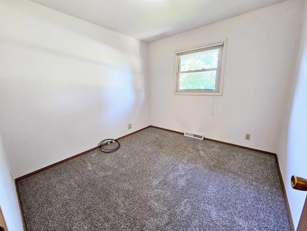 742 Aura, ROCKFORD, Illinois 61108, 3 Bedrooms Bedrooms, ,2 BathroomsBathrooms,House,For Sale,Aura,202604306