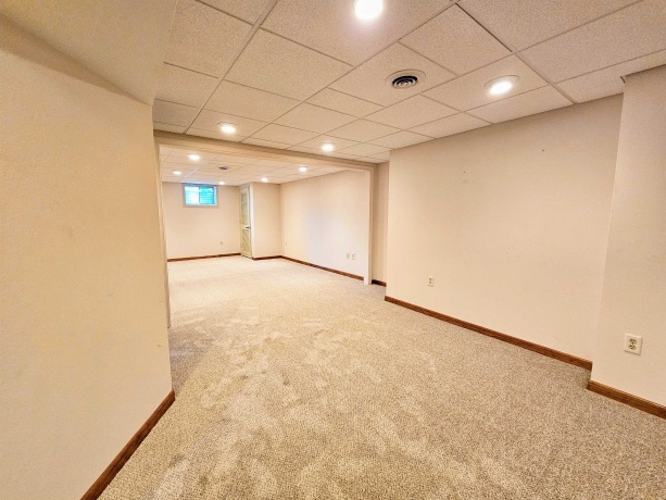 742 Aura, ROCKFORD, Illinois 61108, 3 Bedrooms Bedrooms, ,2 BathroomsBathrooms,House,For Sale,Aura,202604306
