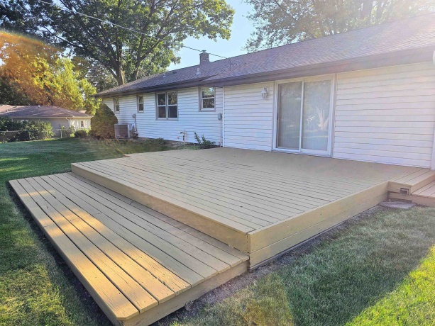 742 Aura, ROCKFORD, Illinois 61108, 3 Bedrooms Bedrooms, ,2 BathroomsBathrooms,House,For Sale,Aura,202604306