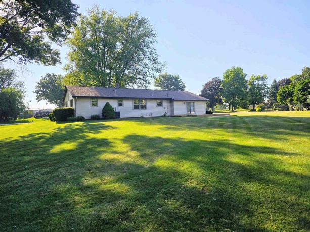 742 Aura, ROCKFORD, Illinois 61108, 3 Bedrooms Bedrooms, ,2 BathroomsBathrooms,House,For Sale,Aura,202604306