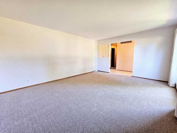 742 Aura, ROCKFORD, Illinois 61108, 3 Bedrooms Bedrooms, ,2 BathroomsBathrooms,House,For Sale,Aura,202604306