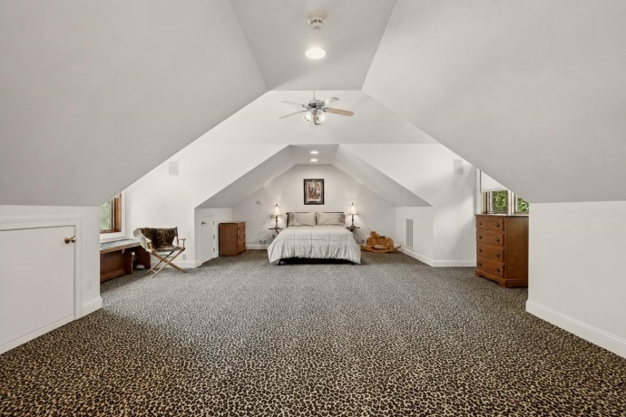18 Sunrise, GALENA, Illinois 61036, 4 Bedrooms Bedrooms, ,5 BathroomsBathrooms,House,For Sale,Sunrise,202604307
