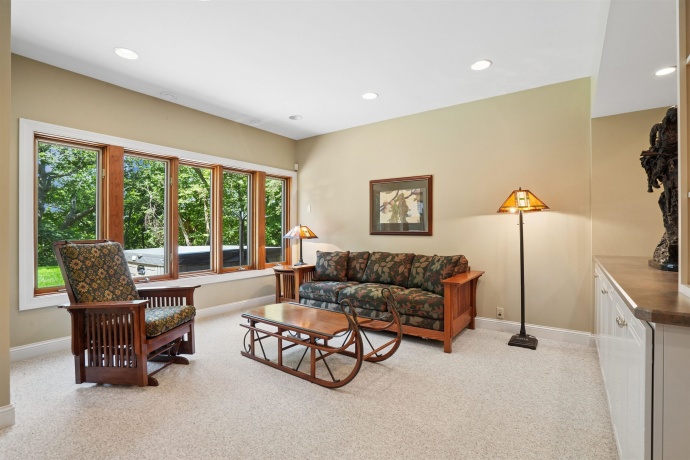 18 Sunrise, GALENA, Illinois 61036, 4 Bedrooms Bedrooms, ,5 BathroomsBathrooms,House,For Sale,Sunrise,202604307