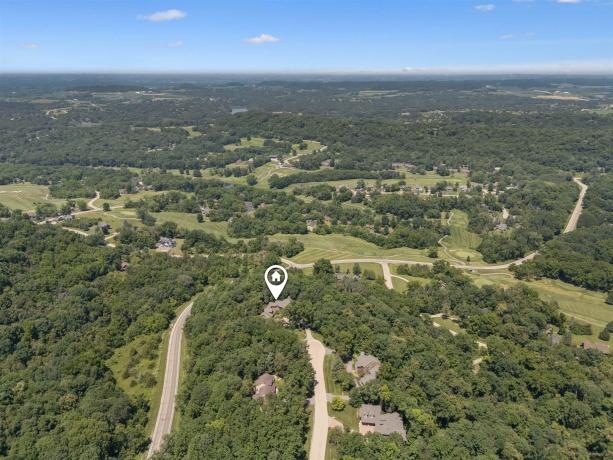 18 Sunrise, GALENA, Illinois 61036, 4 Bedrooms Bedrooms, ,5 BathroomsBathrooms,House,For Sale,Sunrise,202604307