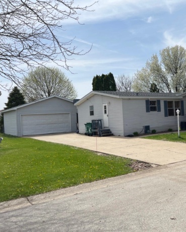 5421 Ebonywood, ROSCOE, Illinois 61073, 3 Bedrooms Bedrooms, ,2 BathroomsBathrooms,House,For Sale,Ebonywood,202600475