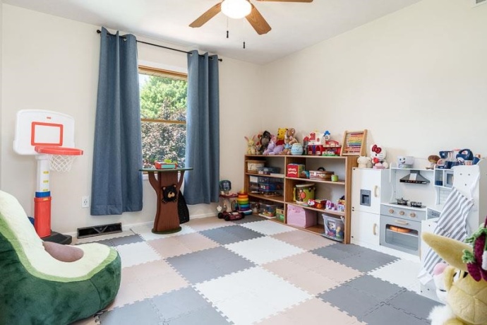 1142 University, ROCKTON, Illinois 61072, 4 Bedrooms Bedrooms, ,2 BathroomsBathrooms,House,For Sale,University,202604309