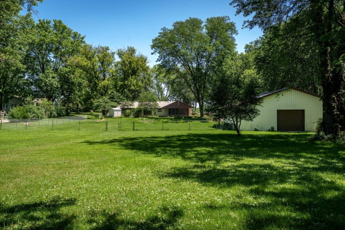 11040 Main, ROCKTON, Illinois 61072, 4 Bedrooms Bedrooms, ,1 BathroomBathrooms,House,For Sale,Main,202604310