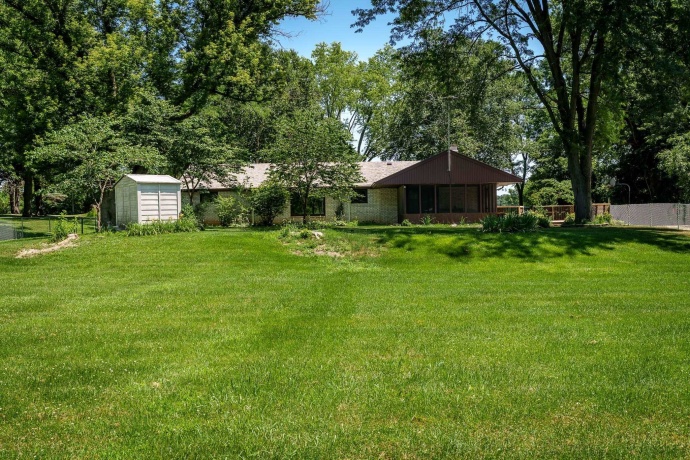 11040 Main, ROCKTON, Illinois 61072, 4 Bedrooms Bedrooms, ,1 BathroomBathrooms,House,For Sale,Main,202604310