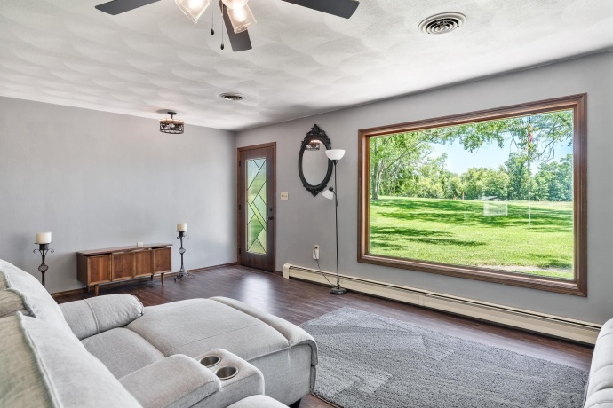 11040 Main, ROCKTON, Illinois 61072, 4 Bedrooms Bedrooms, ,1 BathroomBathrooms,House,For Sale,Main,202604310