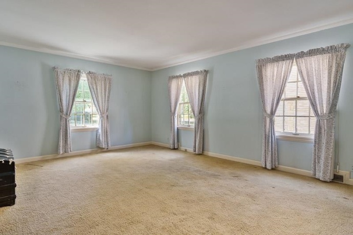 2203 Benderwirt, ROCKFORD, Illinois 61103, 4 Bedrooms Bedrooms, ,1 BathroomBathrooms,House,For Sale,Benderwirt,202604311