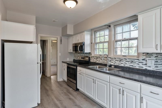 2203 Benderwirt, ROCKFORD, Illinois 61103, 4 Bedrooms Bedrooms, ,1 BathroomBathrooms,House,For Sale,Benderwirt,202604311