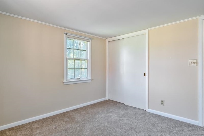2203 Benderwirt, ROCKFORD, Illinois 61103, 4 Bedrooms Bedrooms, ,1 BathroomBathrooms,House,For Sale,Benderwirt,202604311