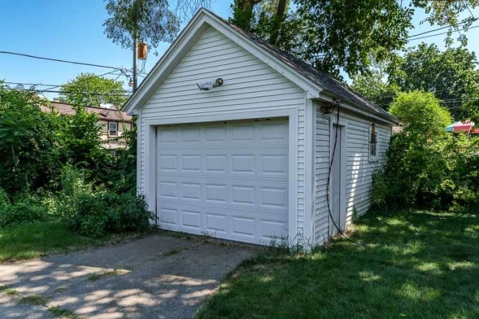 2203 Benderwirt, ROCKFORD, Illinois 61103, 4 Bedrooms Bedrooms, ,1 BathroomBathrooms,House,For Sale,Benderwirt,202604311