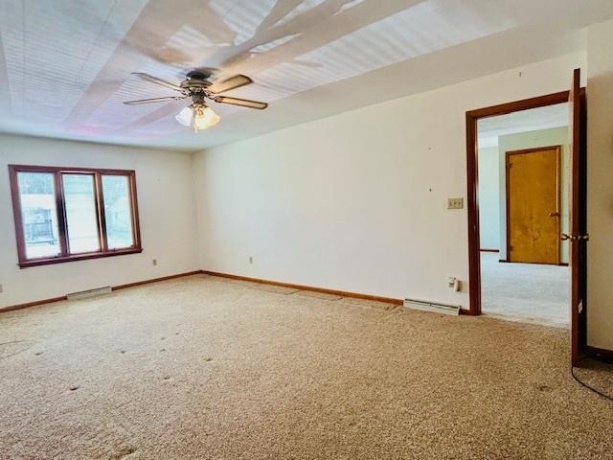 422 8th, BELVIDERE, Illinois 61008, 3 Bedrooms Bedrooms, ,1 BathroomBathrooms,House,For Sale,8th,202604153