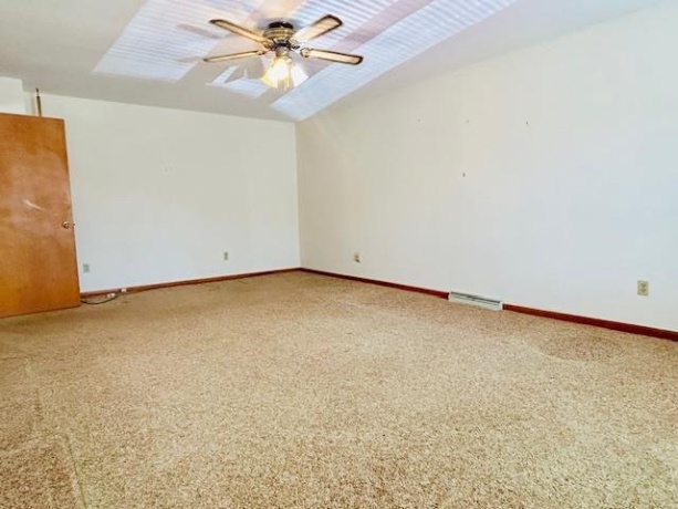 422 8th, BELVIDERE, Illinois 61008, 3 Bedrooms Bedrooms, ,1 BathroomBathrooms,House,For Sale,8th,202604153