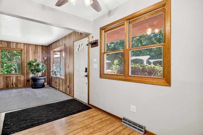 6796 Rydberg, ROCKFORD, Illinois 61109, 3 Bedrooms Bedrooms, ,2 BathroomsBathrooms,House,For Sale,Rydberg,202604314