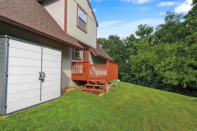 4 Catawba, GALENA, Illinois 61036, 3 Bedrooms Bedrooms, ,2 BathroomsBathrooms,House,For Sale,Catawba,202604319