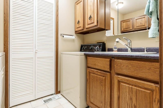 7223 Tulagi, ROCKFORD, Illinois 61108, 3 Bedrooms Bedrooms, ,2 BathroomsBathrooms,House,For Sale,Tulagi,202604321