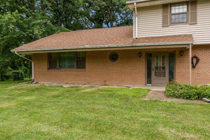 530 KELLY, CALEDONIA, Illinois 61011, 5 Bedrooms Bedrooms, ,2 BathroomsBathrooms,House,For Sale,KELLY,202604322