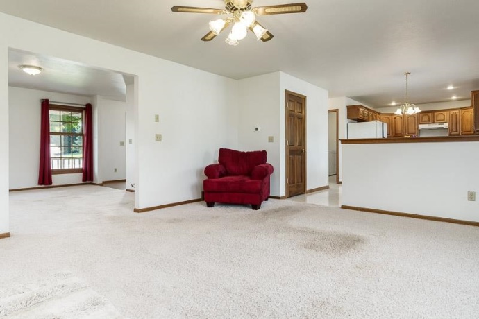501 Dori, PECATONICA, Illinois 61063, 4 Bedrooms Bedrooms, ,2 BathroomsBathrooms,House,For Sale,Dori,202604323