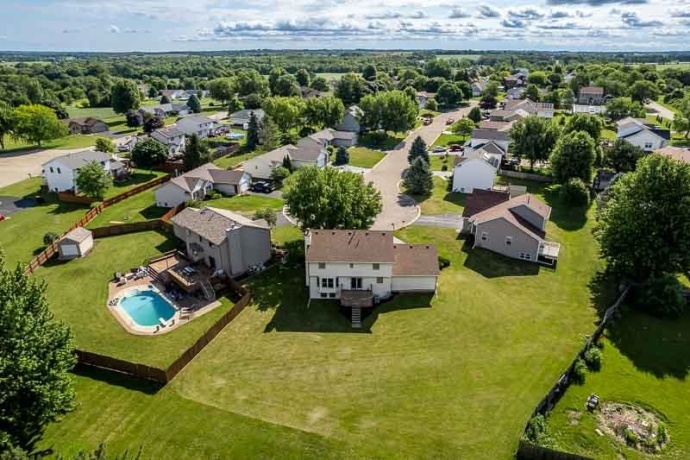 501 Dori, PECATONICA, Illinois 61063, 4 Bedrooms Bedrooms, ,2 BathroomsBathrooms,House,For Sale,Dori,202604323