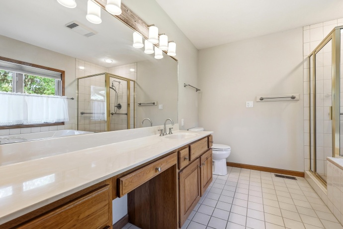 353 Wachter, GALENA, Illinois 61036, 3 Bedrooms Bedrooms, ,2 BathroomsBathrooms,House,For Sale,Wachter,202604324