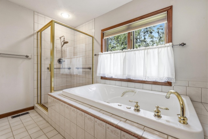 353 Wachter, GALENA, Illinois 61036, 3 Bedrooms Bedrooms, ,2 BathroomsBathrooms,House,For Sale,Wachter,202604324
