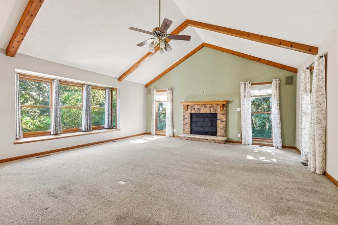 353 Wachter, GALENA, Illinois 61036, 3 Bedrooms Bedrooms, ,2 BathroomsBathrooms,House,For Sale,Wachter,202604324