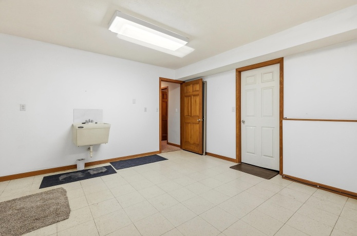 353 Wachter, GALENA, Illinois 61036, 3 Bedrooms Bedrooms, ,2 BathroomsBathrooms,House,For Sale,Wachter,202604324
