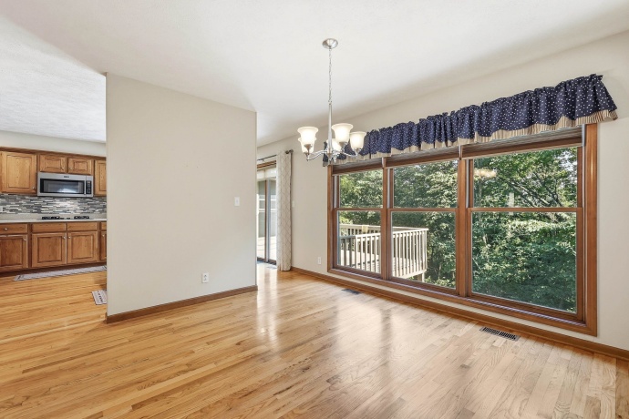 353 Wachter, GALENA, Illinois 61036, 3 Bedrooms Bedrooms, ,2 BathroomsBathrooms,House,For Sale,Wachter,202604324