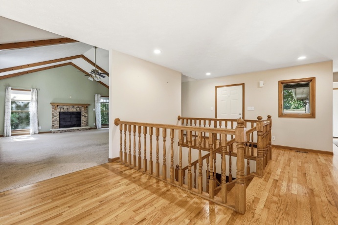 353 Wachter, GALENA, Illinois 61036, 3 Bedrooms Bedrooms, ,2 BathroomsBathrooms,House,For Sale,Wachter,202604324