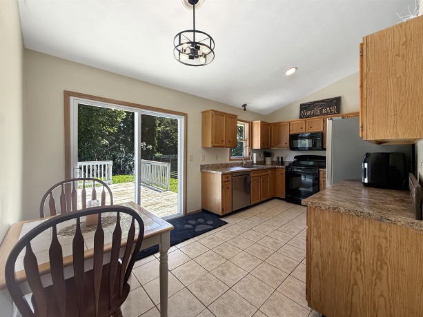 761 Brookview, BYRON, Illinois 61010, 4 Bedrooms Bedrooms, ,2 BathroomsBathrooms,House,For Sale,Brookview,202604325
