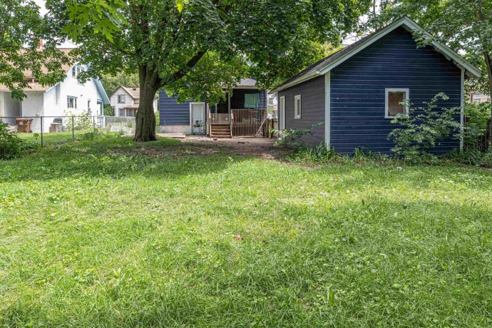 1816 Latham, ROCKFORD, Illinois 61103, 4 Bedrooms Bedrooms, ,1 BathroomBathrooms,House,For Sale,Latham,202604329