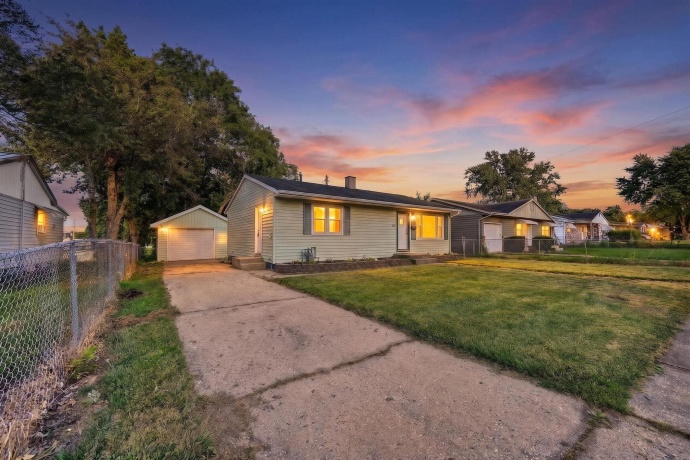 1510 Winter, FREEPORT, Illinois 61032, 3 Bedrooms Bedrooms, ,1 BathroomBathrooms,House,For Sale,Winter,202604224