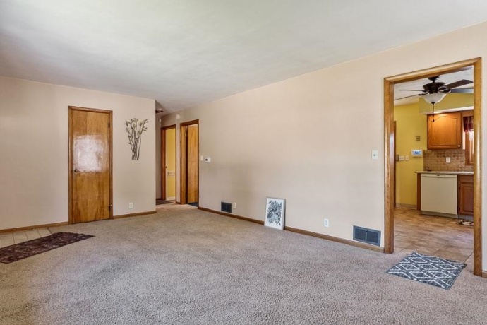 2328 Sharon, ROCKFORD, Illinois 61103, 3 Bedrooms Bedrooms, ,1 BathroomBathrooms,House,For Sale,Sharon,202604330