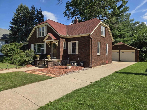 807 2nd, ROCK FALLS, Illinois 61071, 3 Bedrooms Bedrooms, ,1 BathroomBathrooms,House,For Sale,2nd,202604332